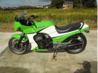     Kawasaki GPZ900R 1998  14