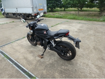     Honda CB650R 2019  11