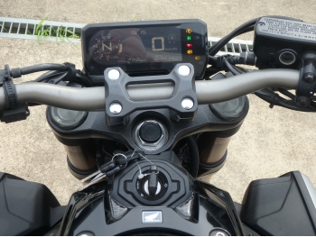     Honda CB650R 2019  21
