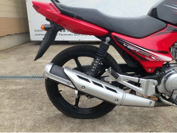     Yamaha YBR125 2014  17