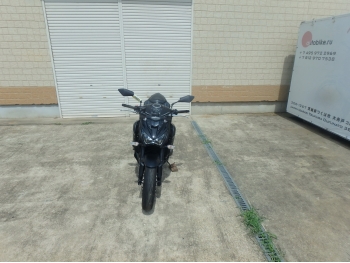     Kawasaki Z800 2014  6