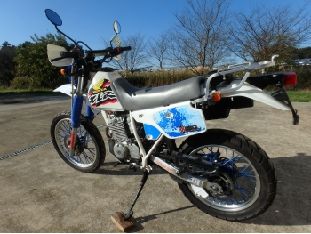     Honda XLR250R-3 1990  11