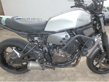     Yamaha XSR700 2017  18