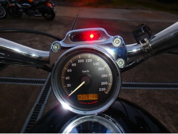     Harley Davidson XL1200C-I Sportster Custom 2010  20