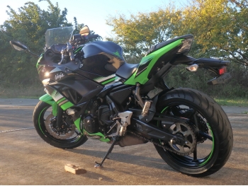     Kawasaki Ninja650A 2017  10