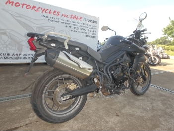     Triumph Tiger800 2012  9