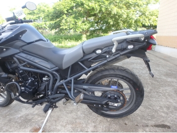     Triumph Tiger800 2012  16