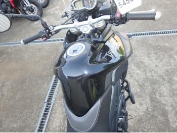     Triumph Tiger800 2012  22