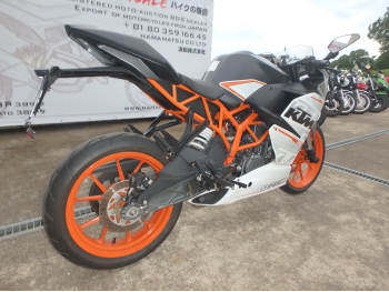     KTM RC 390 2015  8