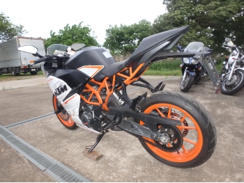     KTM RC 390 2015  10