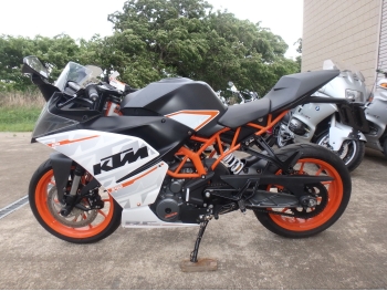     KTM RC 390 2015  11