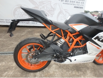     KTM RC 390 2015  16