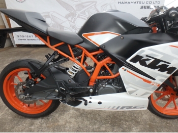     KTM RC 390 2015  17