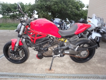     Ducati Monster1200 2014  12