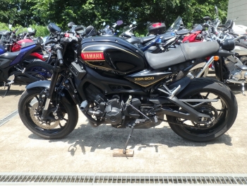     Yamaha XSR900 2016  11