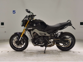     Yamaha MT-09A FZ-09A 2014  1