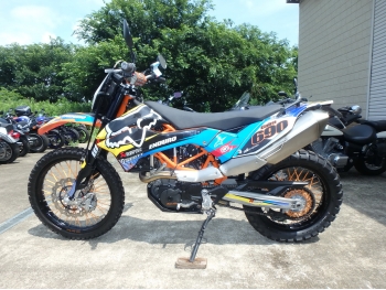     KTM 690 Enduro R 2013  12