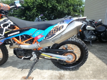     KTM 690 Enduro R 2013  16