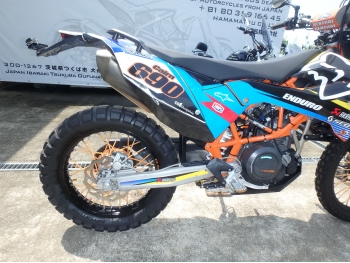     KTM 690 Enduro R 2013  17