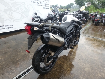     Triumph Tiger800XC 2012  8