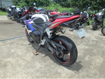     Honda CBR600RR-3A 2010  10