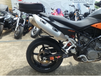     KTM 990 Supermoto T 2009  16