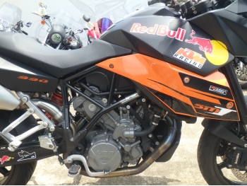     KTM 990 Supermoto T 2009  17