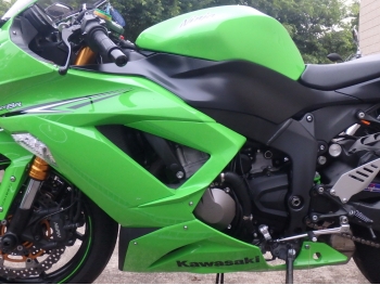     Kawasaki ZX-6RA Ninja 2015  12