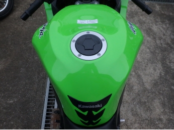     Kawasaki ZX-6RA Ninja 2015  19