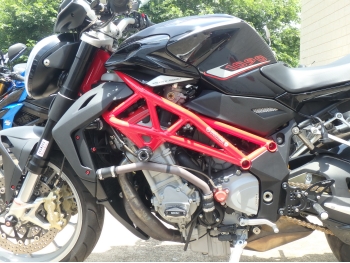     MV Agusta Brutale1090R 2013  14