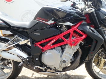     MV Agusta Brutale1090R 2013  17