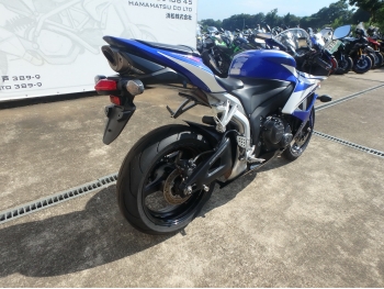     Honda CBR600RR-3 2007  9