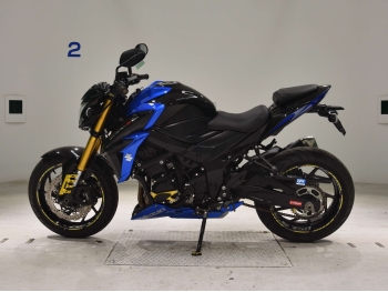     Suzuki GSX-S750 2017  1