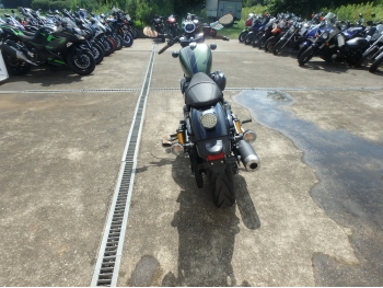     Yamaha XV950 Bolt 950CA 2015  10