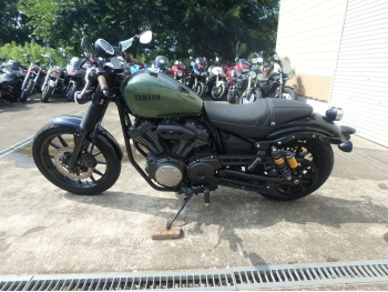     Yamaha XV950 Bolt 950CA 2015  12