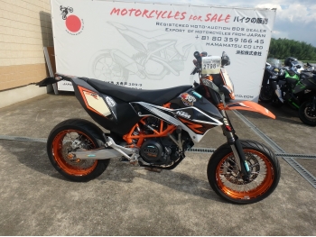     KTM 690 SMC R 2013  8