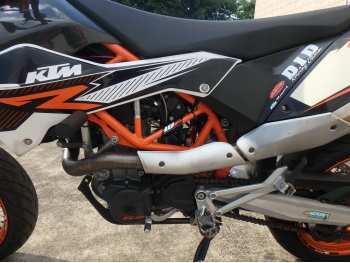     KTM 690 SMC R 2013  15