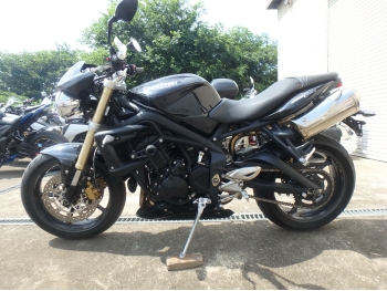     Triumph Street Triple 2009  12