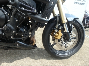     Triumph Street Triple 2009  19