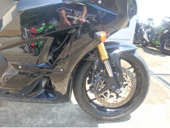     Honda CBR600RR 2013  14