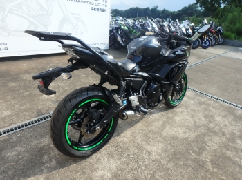     Kawasaki Ninja650A 2017  9