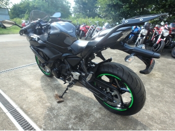     Kawasaki Ninja650A 2017  11