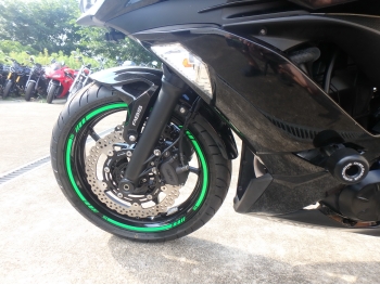     Kawasaki Ninja650A 2017  14