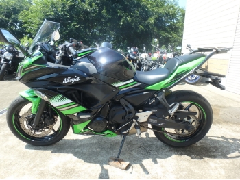     Kawasaki Ninja650A 2017  12