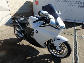   #2679   Honda VFR1200F