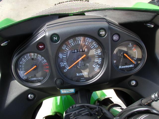 kawasaki ninja 250r спидометр