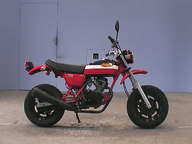 Honda Ape 50 скутер