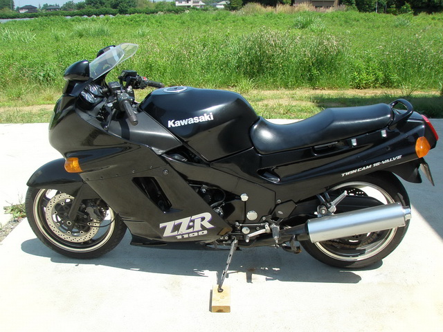 Kawasaki ZZR 1100