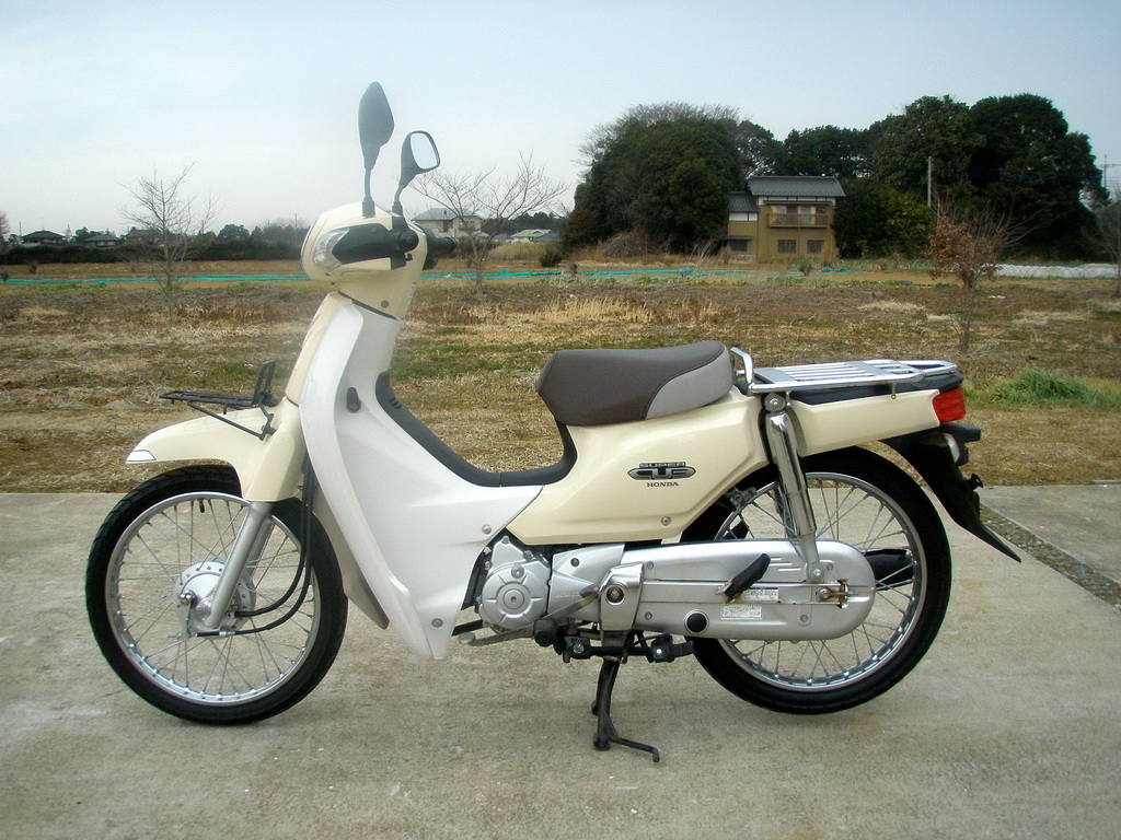 Honda c100