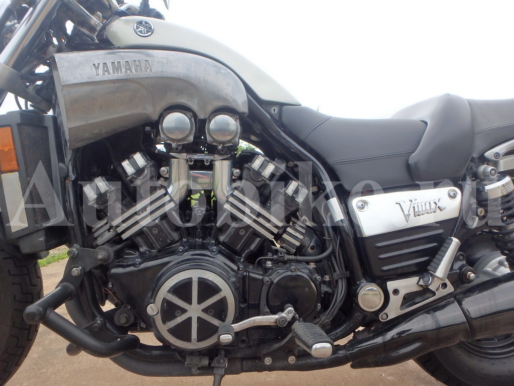 Кавасаки Vmax 1200